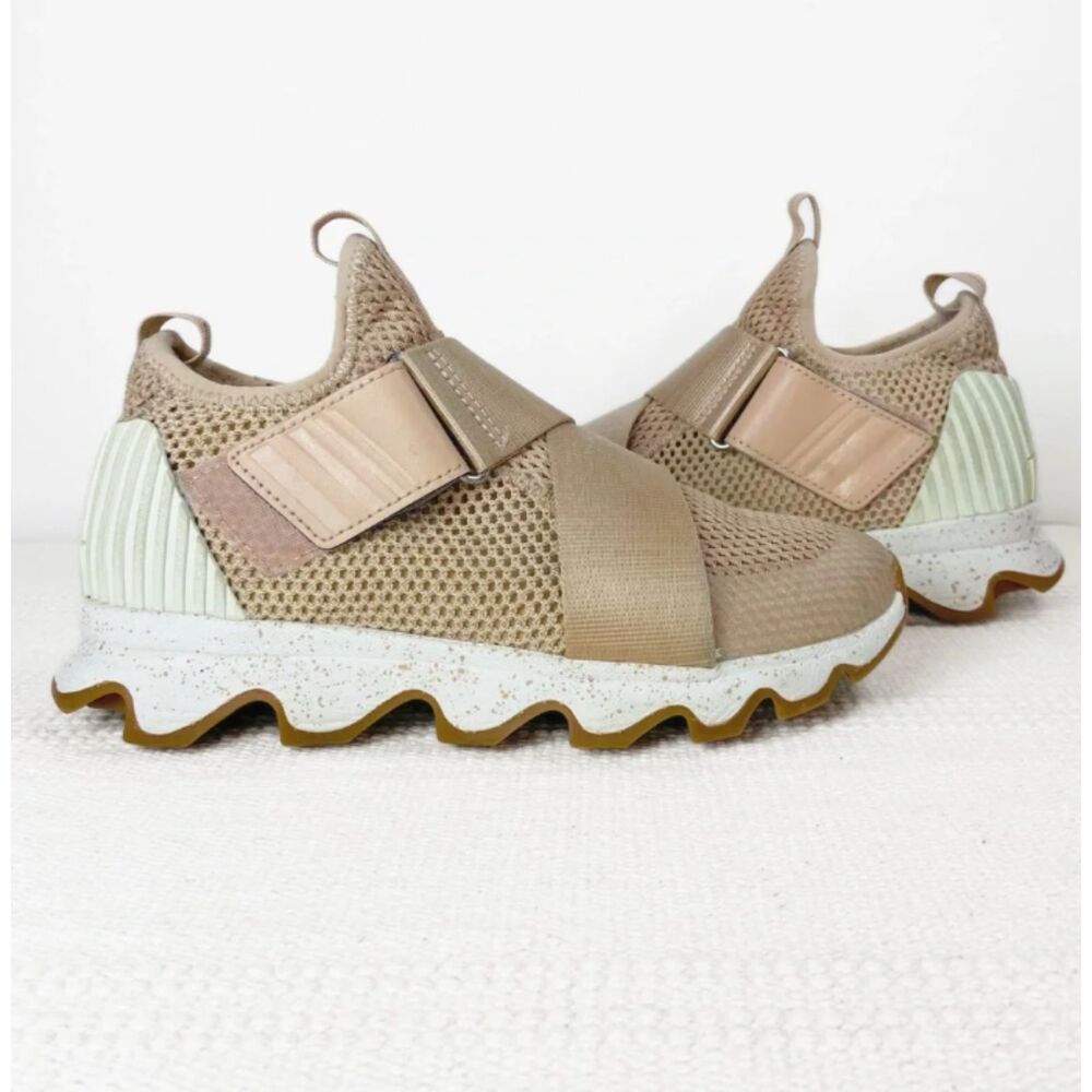 Sorel Kinetic Sneak Sneakers 7.5